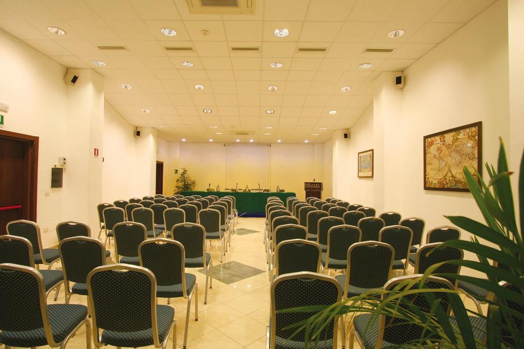 Hotel San Leonardo Vibo Eventi E Congressi Vibo Valentia Bagian luar foto